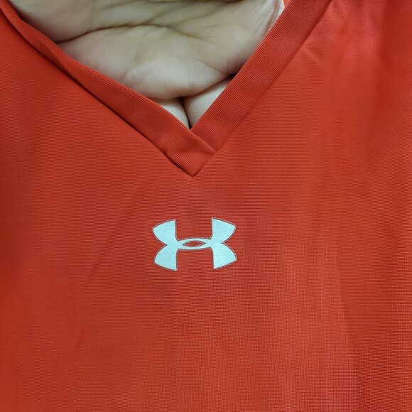 UnderArmour Under Armour Women's Red Center Logo Fitted Sleeveless Tank Size XL - Picture 4 of 4